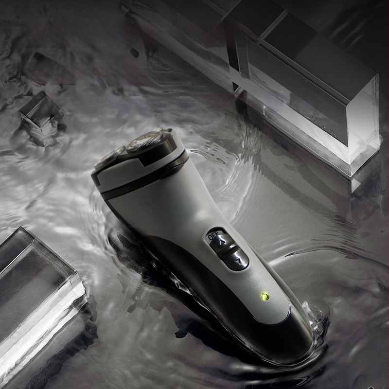 Mașină de ras electrică cu cap rotativ de 3 lame, motor fără perii, afișaj LED, autonomie de 30 de minute, putere maximă 3W