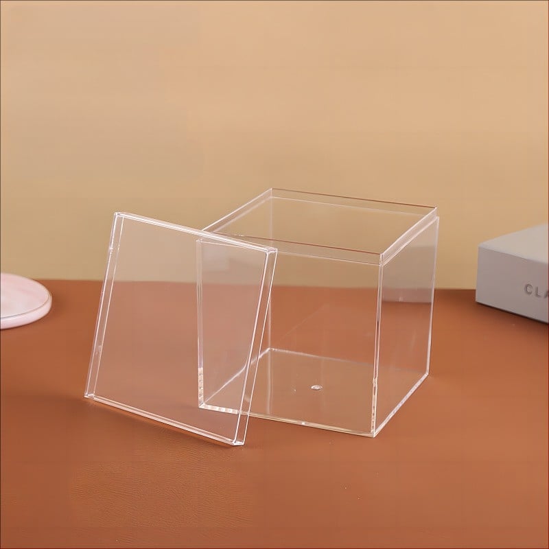 PS plastiko kvadratinė dėžutė su dangteliu staliniam akvariumui, talpa 850 ml, sienelių storis 2 mm, logotipo spauda