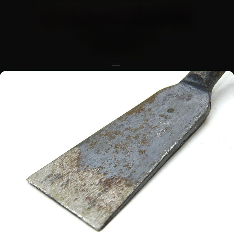 Rūdžių šalinimo kastuvėlis – liejimo plieno korpusas, plieninė rankena, dviejų paskirčių skraperis modelis