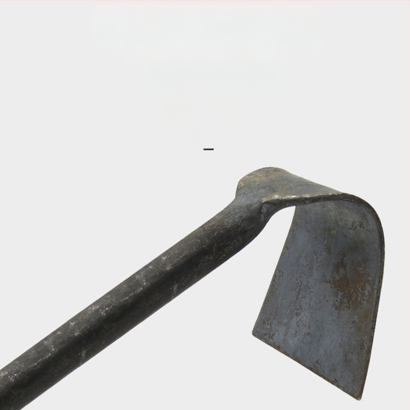 Rūdžių šalinimo kastuvėlis – liejimo plieno korpusas, plieninė rankena, dviejų paskirčių skraperis modelis