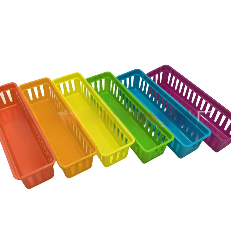 Plastikust ruudukujuline hoiukorv, lihtne ja kaasaegne stiil, sobib köögis ja laua peal hoiustamiseks, mitmekülgne