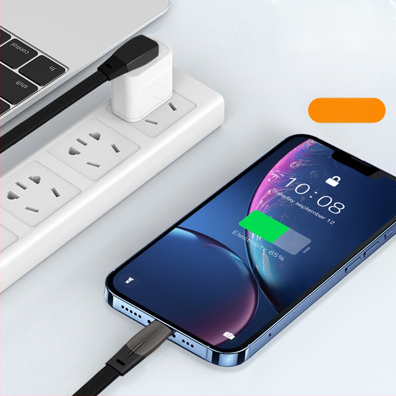 USB-C automobiliui kabelis su dviem kištukais, plokščiu laidu, greita įkrova