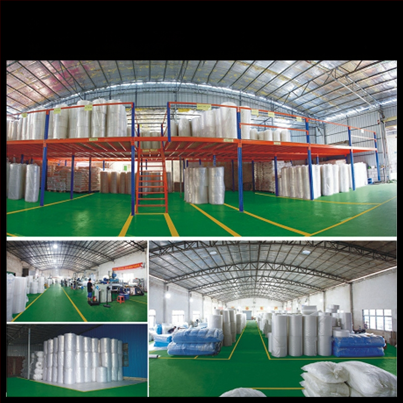 Ritinėlis pakavimo burbulinės plėvelės, storintas, vidutiniai burbulai, storis 5–6, burbulų skersmuo 10 mm, burbulų aukštis 4 mm, tankis 10