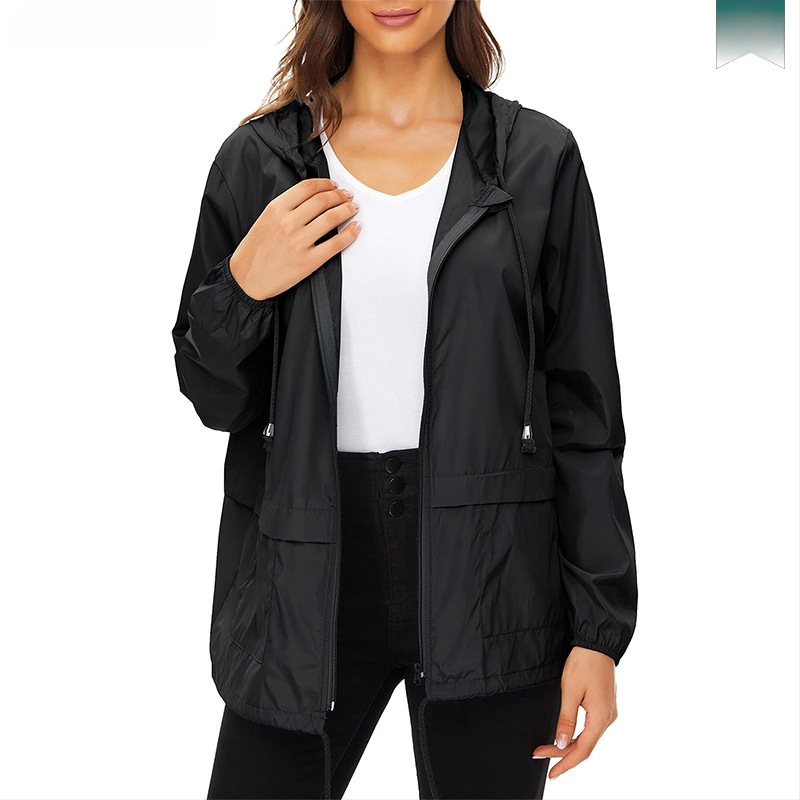 Pelerină de ploaie pentru drumeții, adulți — lungă, croială slim, poliester cu strat PU impermeabil, grosime 0.09 mm