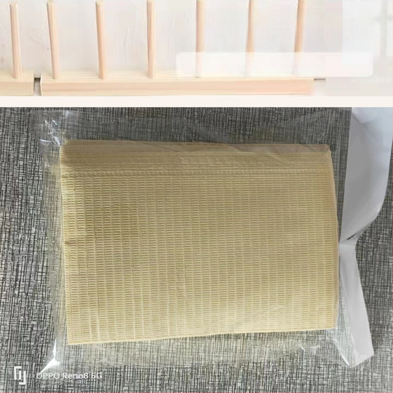 Covoraș de masă pentru manichiură, de unică folosință - Hârtie, 47 g, Dreptunghiular, Model personalizabil, Logo tipărit