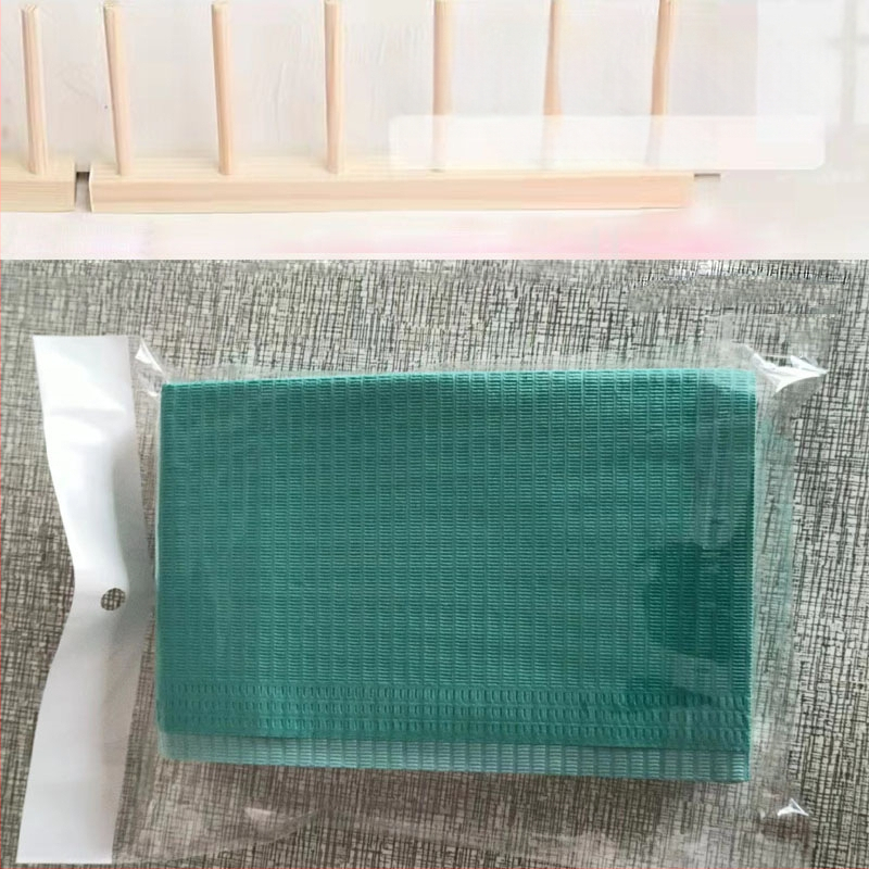 Covoraș de masă pentru manichiură, de unică folosință - Hârtie, 47 g, Dreptunghiular, Model personalizabil, Logo tipărit