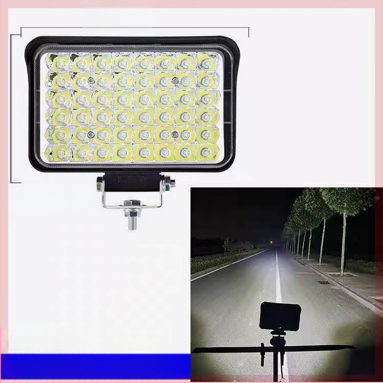 LED reflektor nehézgéphez Y32, 12V, 60W, 3000 lm, 6000K