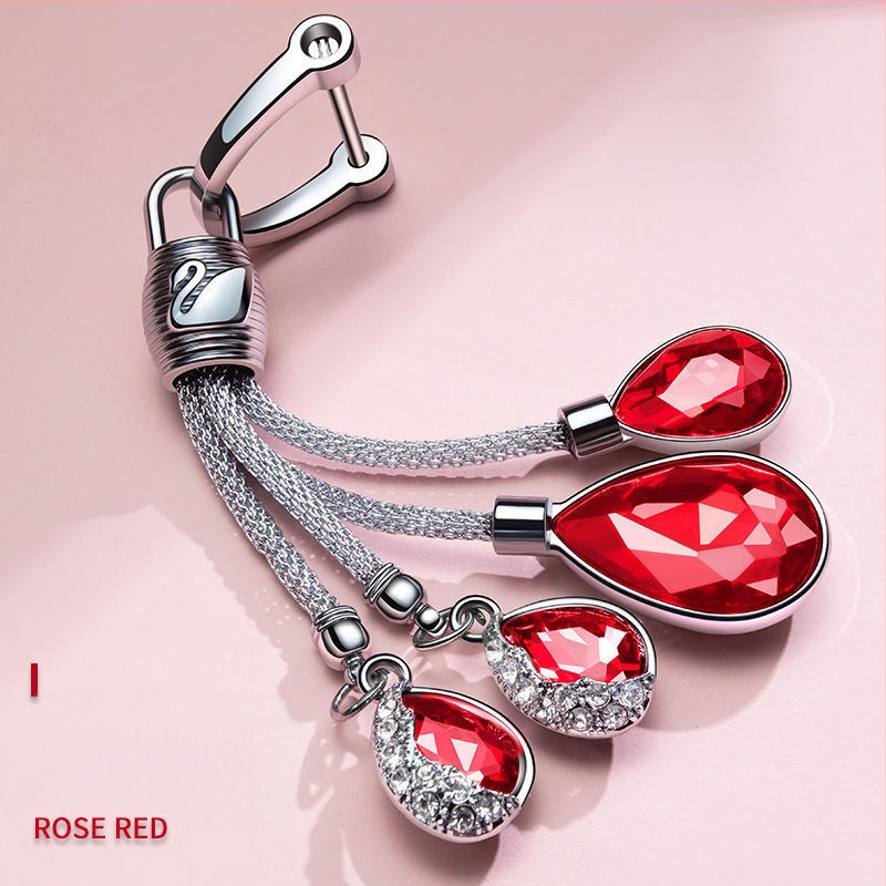 Ключодържател за автомобил с кристална висулка във форма на лебед – метал, сладък стил, автоинтериор аксесоар