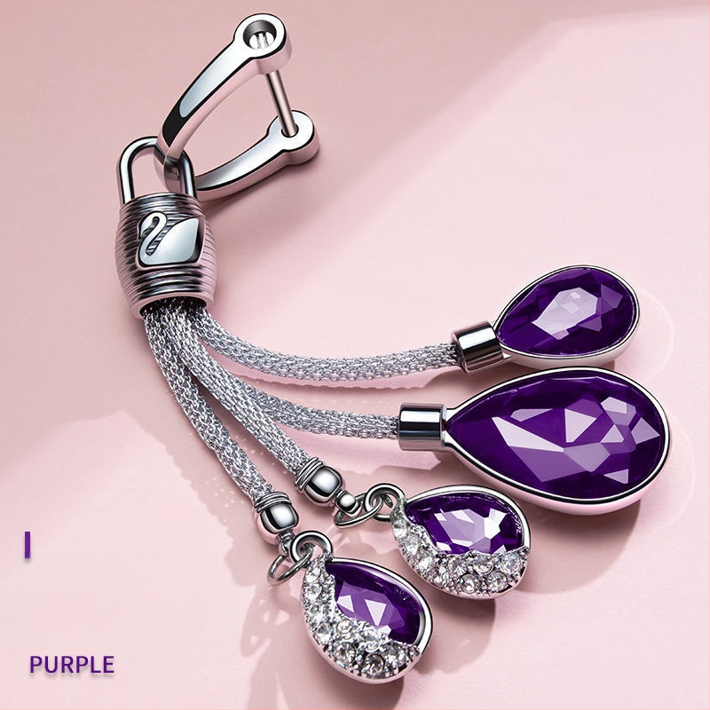 Ключодържател за автомобил с кристална висулка във форма на лебед – метал, сладък стил, автоинтериор аксесоар