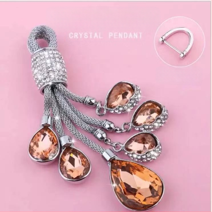 Автомобилен ключодържател с кристален диамант, модел A03, марка Ai Youqi