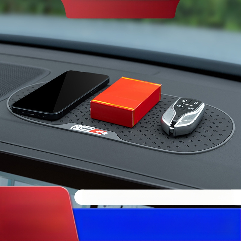 Automašīnas paneļa pretslīdēšanas paliktnis — PVC materiāls; DI Paul zīmols; bez logotipa; autorizēts privāts zīmols