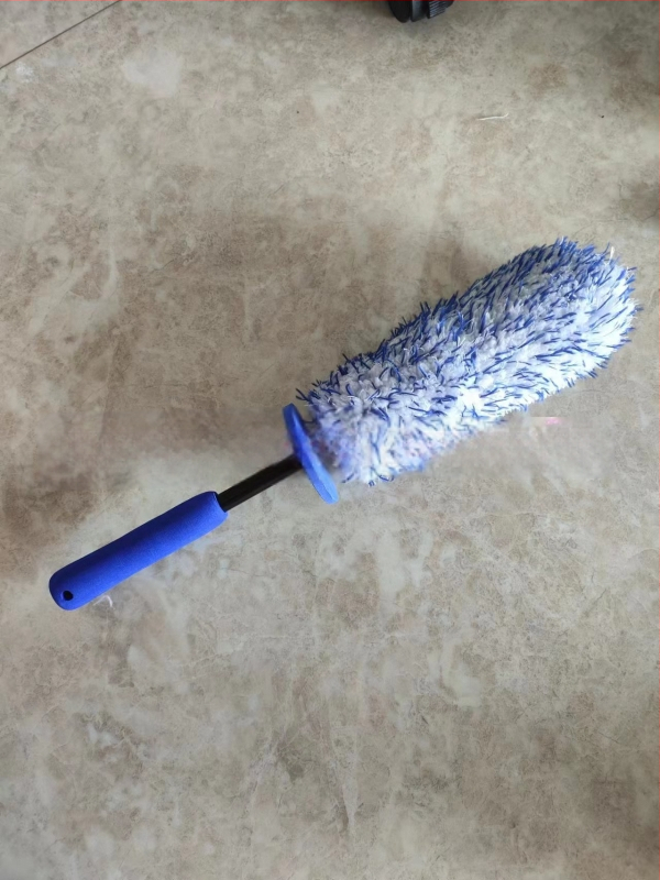 Automobilio ratų šepetėlis – mikropluošto šepetėlis valymui ratų ir padangų (Medžiaga: mikropluoštas; Prekės ženklas: Jinhang; Kilmė: Zhejiang; Personalizavimas: Taip)