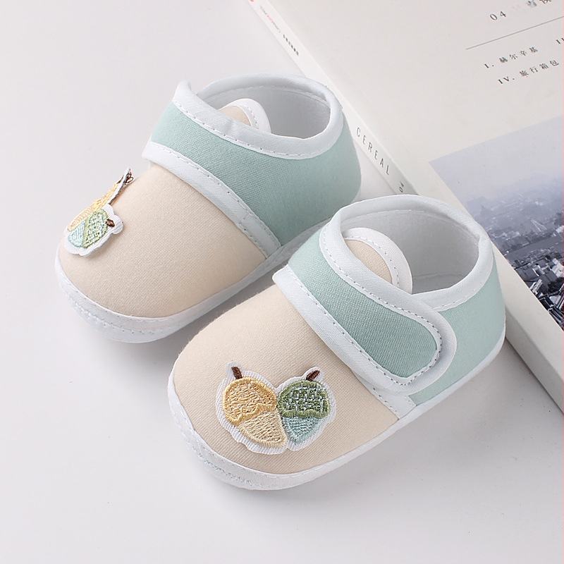 Kūdikio bateliai – animacinio meškiuko dizainas, kvėpuojantis medvilnės viršus, anti-slydimo padas, Velcro užsegimas, pavasaris-ruduo, 12-36 mėnesių ir 24-48 mėnesių