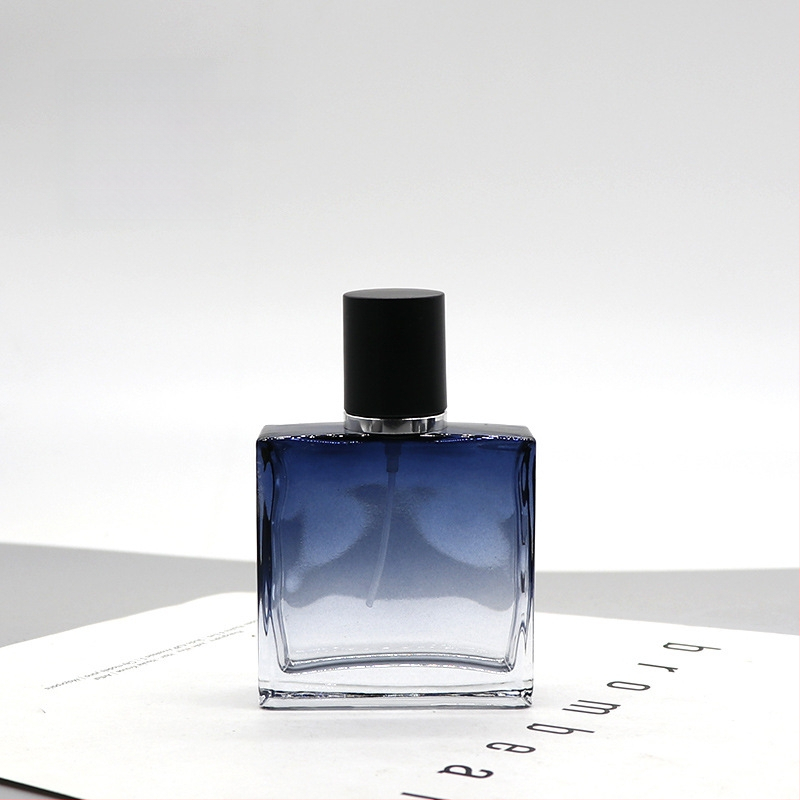 Daniel kristályüveg parfümös üvege, négyszögletes bayonet záróval, permetező üveg, logónyomtatás elérhető