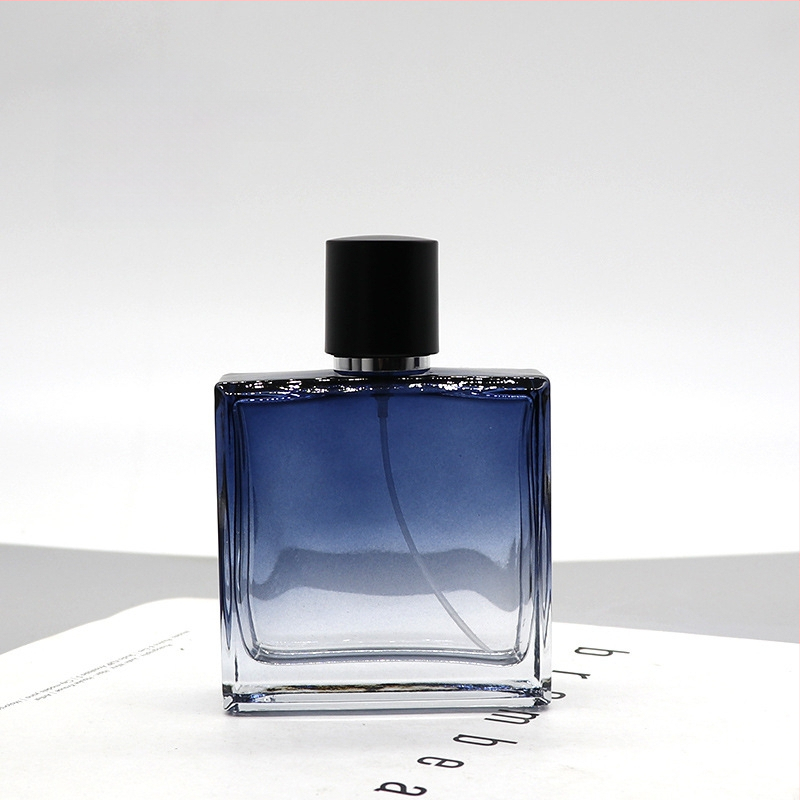 Daniel kristályüveg parfümös üvege, négyszögletes bayonet záróval, permetező üveg, logónyomtatás elérhető