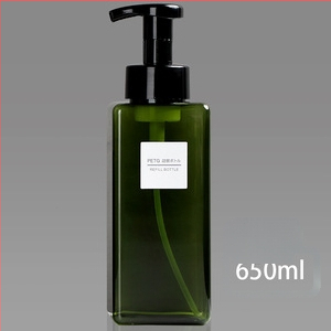 Nyomógombos habpumpás flakon arctisztítóhoz, kézfertőtlenítőhöz és samponhoz