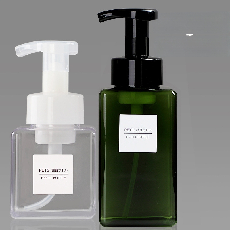 Nyomógombos habpumpás flakon arctisztítóhoz, kézfertőtlenítőhöz és samponhoz