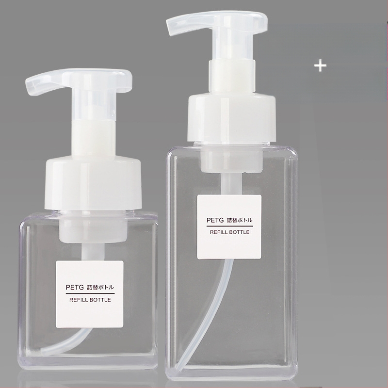 Nyomógombos habpumpás flakon arctisztítóhoz, kézfertőtlenítőhöz és samponhoz