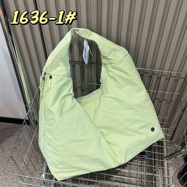 Bou bou plecu soma, parašū audums, horizontāla kvadrātforma, rāvējslēdzējs, kokvilnas odere, iekšējā kabata portatīvajam datoram un laminēta rāvējslēdzēja kabata