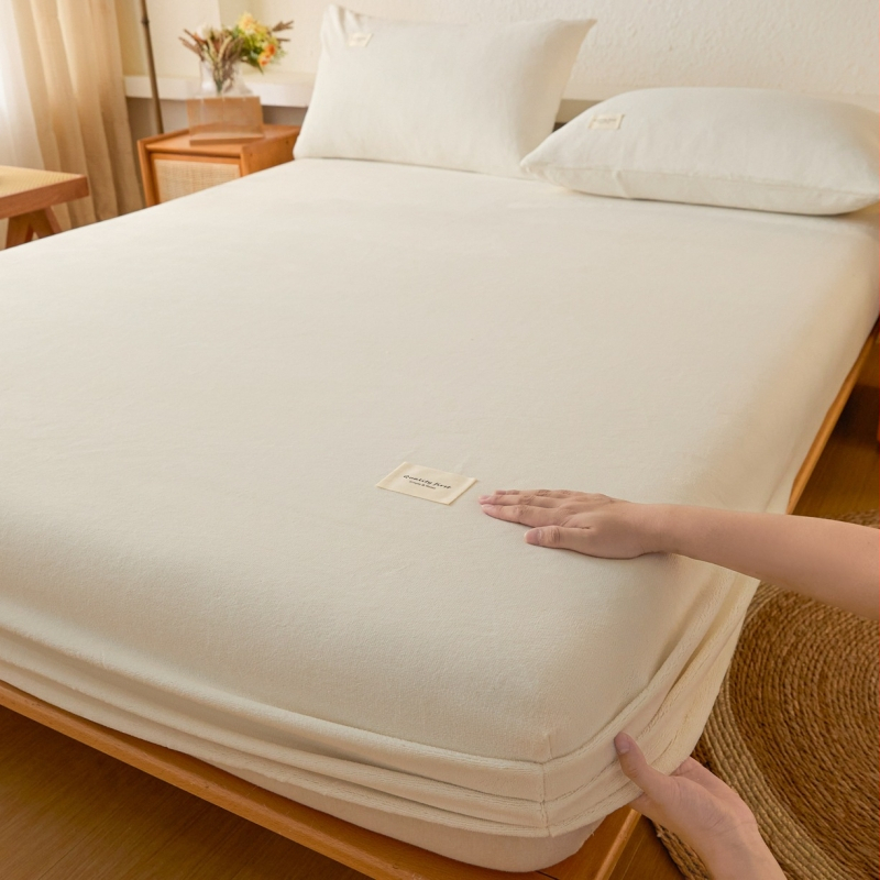 Weilianyi pieno fliso lovos užtiesalas, vienos spalvos raštas, reaktyvinis dažymas, modernus stilius