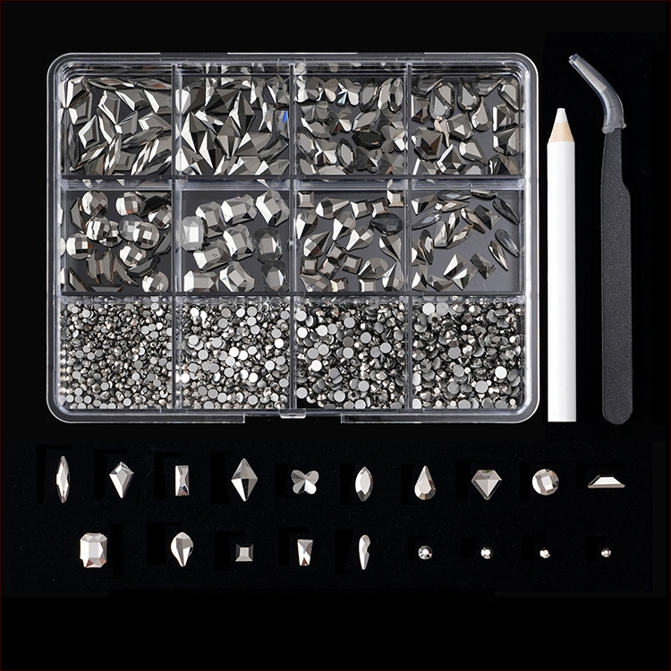 Jane Workshop серия Princess, кутия за кристали за маникюр с 12 секции, стъклени кристали, плоско дъно, мотиви: пеперуда, луна, водна капка, звезди