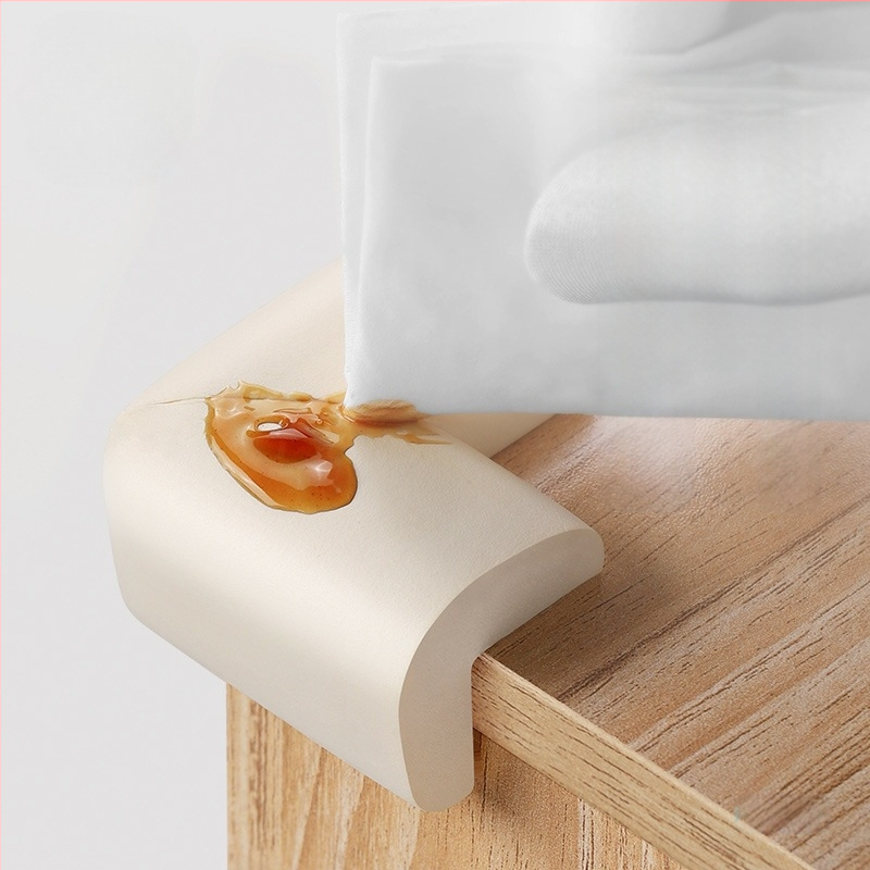 Pret sadursmes stūra aizsargs no putām – taisnstūra stūra aizsargs piemērots galdiem un gultām