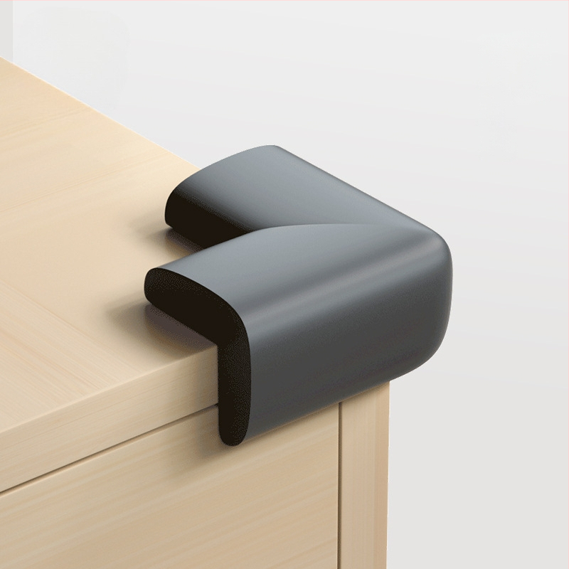 Pret sadursmes stūra aizsargs no putām – taisnstūra stūra aizsargs piemērots galdiem un gultām