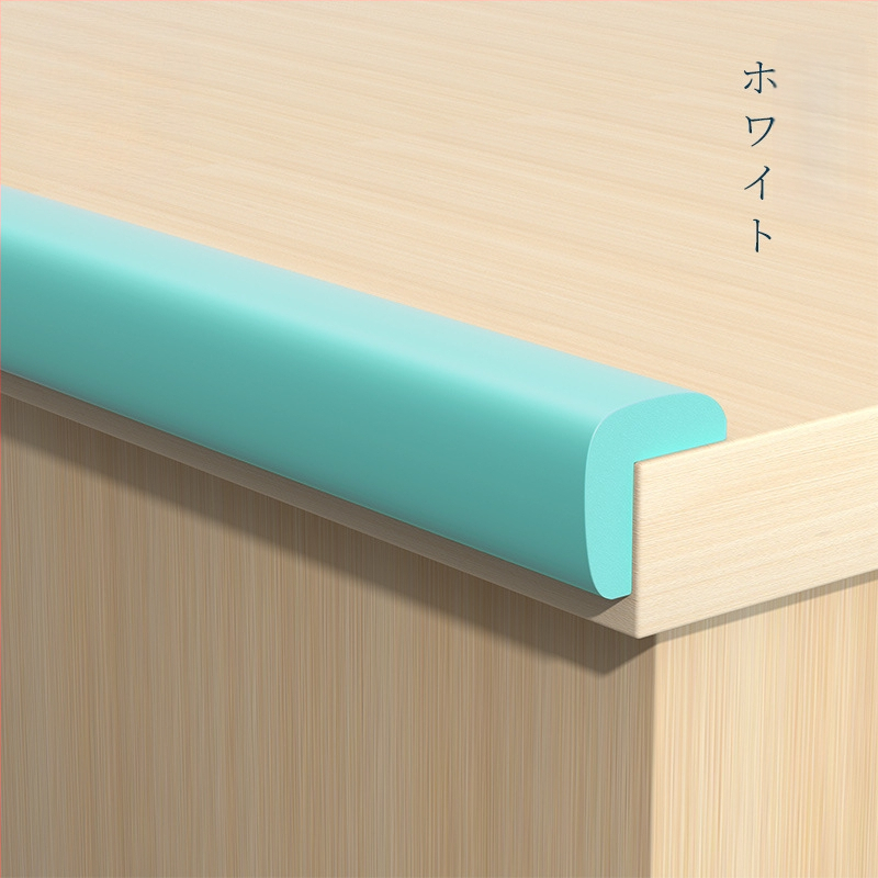 Pret sadursmes stūra aizsargs no putām – taisnstūra stūra aizsargs piemērots galdiem un gultām