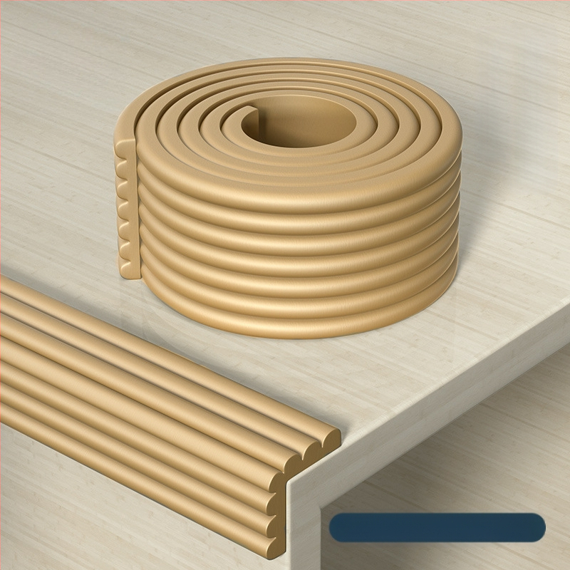 Pret sadursmes stūra aizsargs no putām – taisnstūra stūra aizsargs piemērots galdiem un gultām