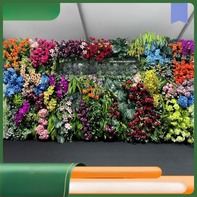 Dirbtinių augalų sienos fono dekoras parduotuvei — Green Craft, plastikas, injekcinis liejimas, įvairovė: Žalias ridikas, Panaudojimas: Dekoras, Lauko naudojimas, Vestuvės, Fotografijos rekvizitas