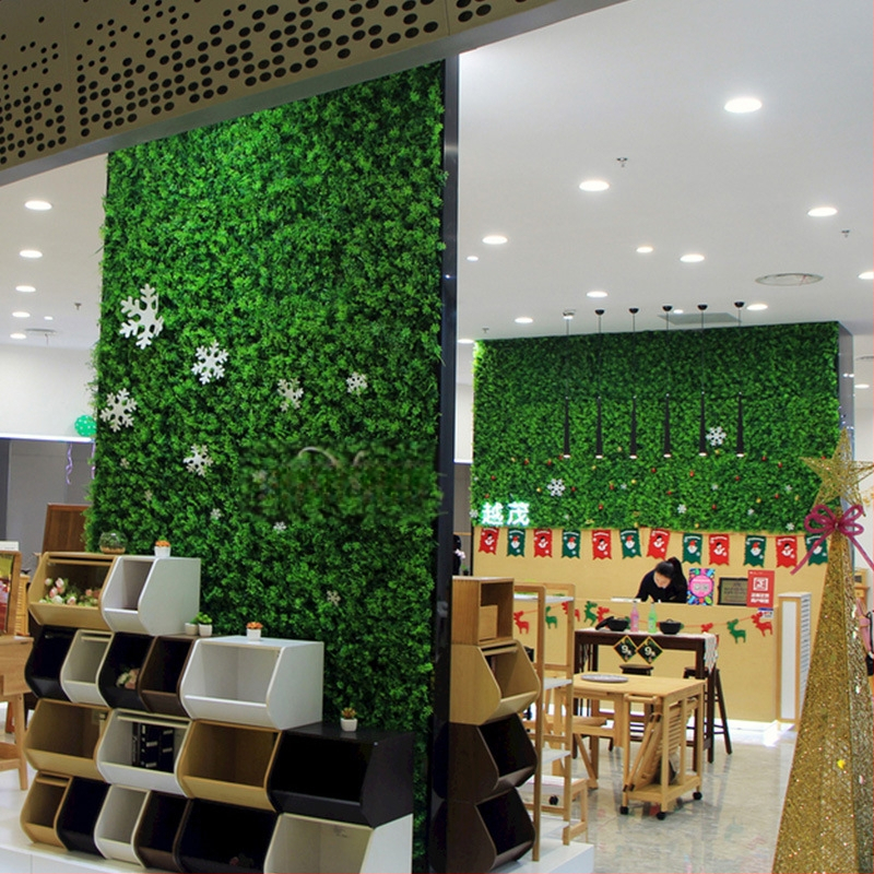 Dirbtinių augalų sienos fono dekoras parduotuvei — Green Craft, plastikas, injekcinis liejimas, įvairovė: Žalias ridikas, Panaudojimas: Dekoras, Lauko naudojimas, Vestuvės, Fotografijos rekvizitas