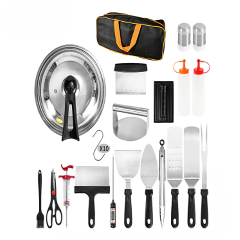 18 dalių nerūdijančio plieno kepsninės įrankių rinkinys su medinėmis rankenomis lauko teppanyaki kepimui; įskaitant klipsą, šepetėlį, šakutę ir mentele