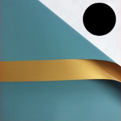 Šviežių gėlių puokštės įvyniojimui popierius – dvipusis matinės plėvelės popierius, prekės tipas: Spot, 20 vnt. pakuotėje, paklaida ±1 cm