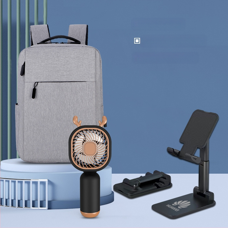 Σετ δώρων με σακίδιο - μοντέρνο και απλό εταιρικό δώρο για το προσωπικό και τους συναδέλφους