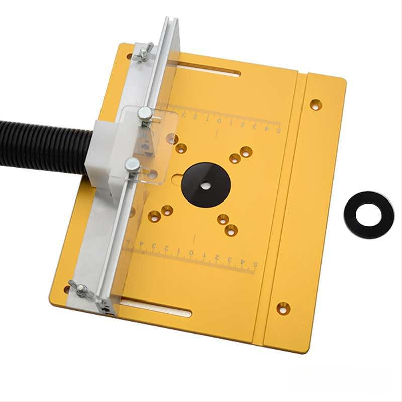 Дървообработваща машина за гравиране и фрезоване със многофункционална повдигаща работна маса, кантоване и канавки върху алуминиев панел — Напрежение 2,4 V