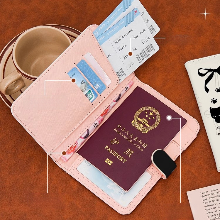 Katės motyvo pasų laikiklis ir kortelių portfelis – PU medžiaga, gyvūnų raštas, pasas/ID laikiklis, 2025 m. pavasaris