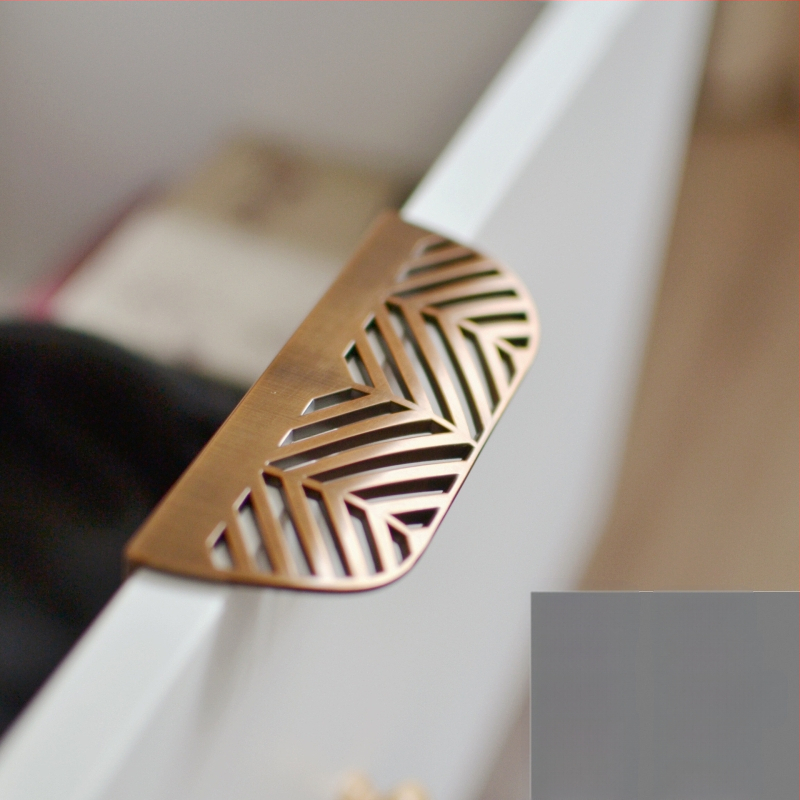 Κρυφή λαβή ντουλαπιού σε σχήμα φύλλου, από κράμα ψευδαργύρου, φινίρισμα ηλεκτροπλατίνας, μοντέλο 9995, Jiaao