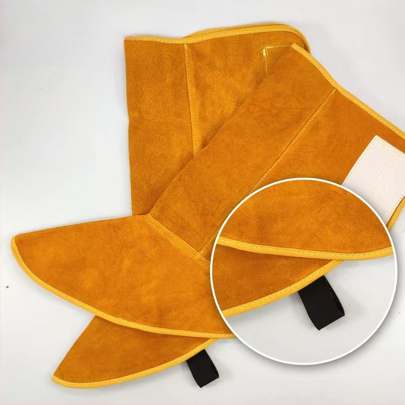 Protecții pentru picioare din material PU, fără personalizare, pentru fotbal.