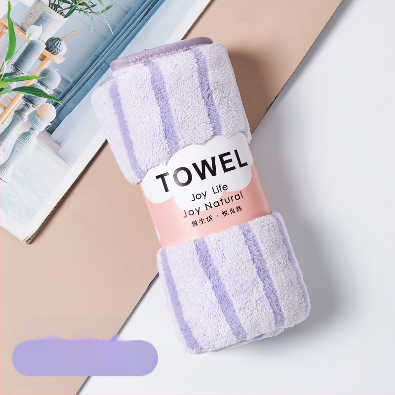 Korall fleece arctörölköző varrott szélekkel, 50–80 g