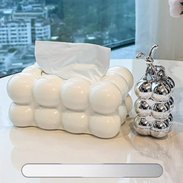 Zsebkendő-doboz – modern PP anyag, modell HL-9668569, alkalmas autóba, nappaliba és fürdőbe, kihúzható zsebkendő mechanizmussal