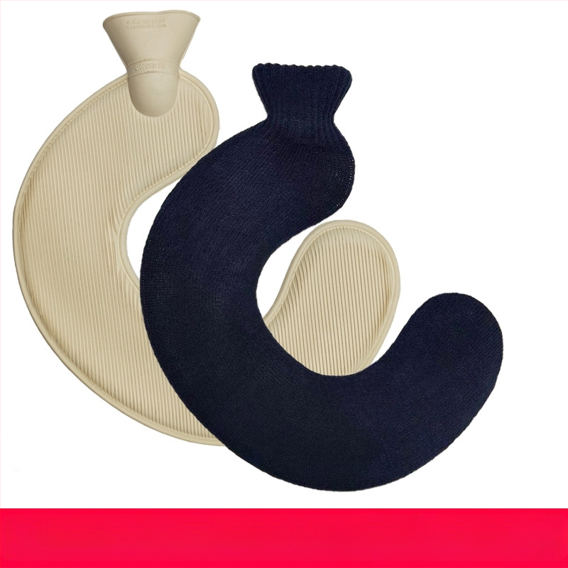 U-alakú gumiból készült forróvíz-palack a nyak számára – 450 g, vízzel töltve, kettős használat: meleg/hideg