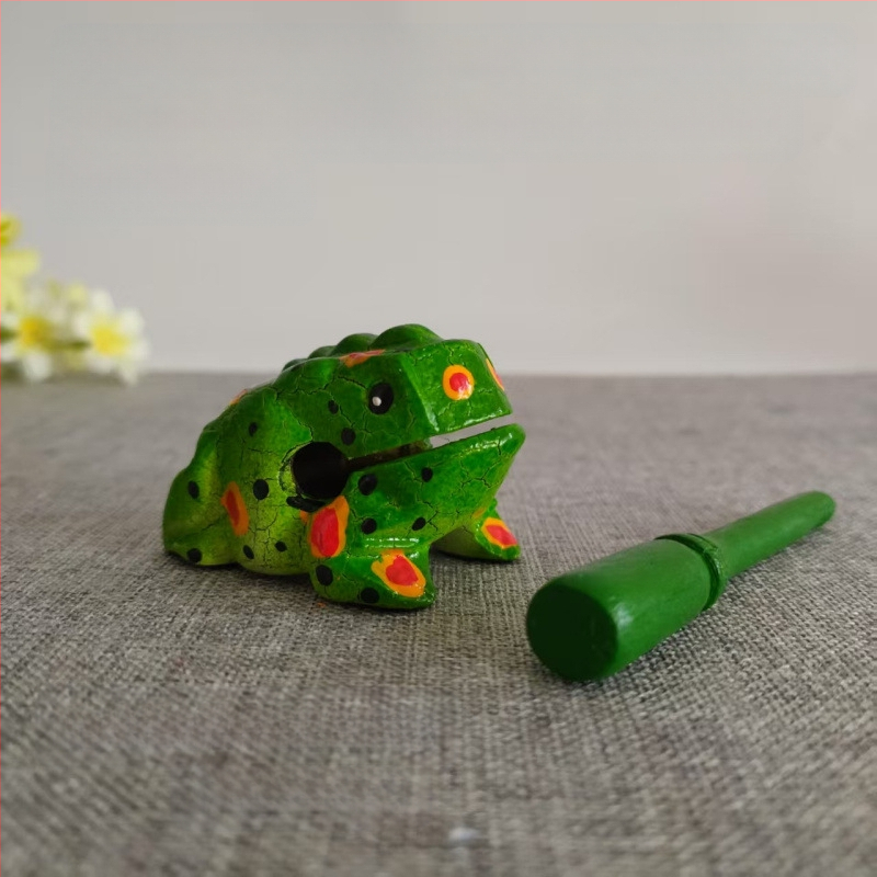 Figurină decorativă din lemn: broscă, sculptură manuală, lemn masiv, gravură, jucărie sonoră