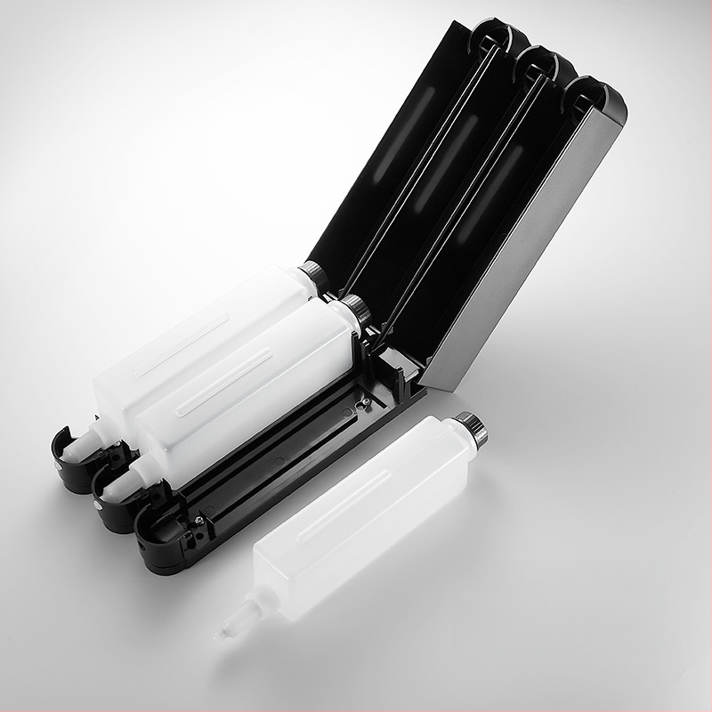 Стенно монтиран дозатор за сапун с ръчно натискане, ABS, инжекционно формован, модерен минималистичен дизайн.