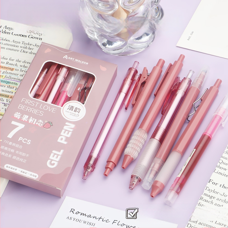 Gēla pildspalva ar plastmasas korpusu, nerūsējošā tērauda gals, neizdzēšams