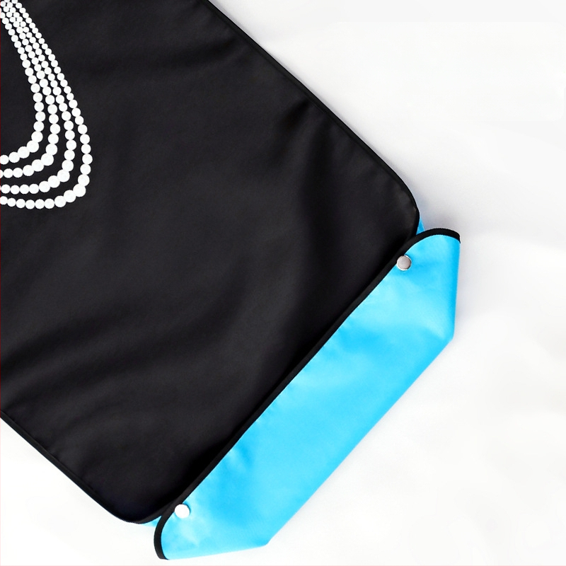 Bib pentru alimentație la vârstnici — impermeabil, rezistent la ulei, țesătură satin/PU, poliester, modele variate