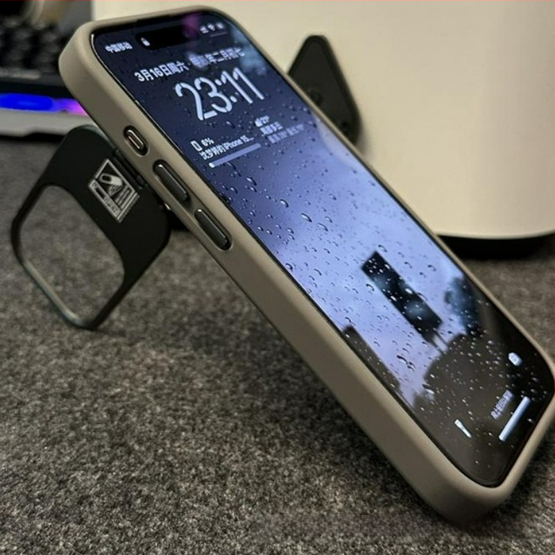 iPhone 14 Pro Max korpuss ar saliekamu statīvu un MagSafe magnētisko piesaisti, materiāls PC, izturīgs pret triecieniem, pret pirkstu nospiedumiem