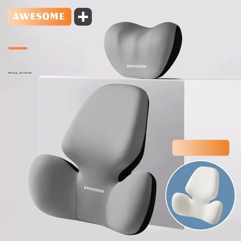 Automa galvas balsts un jostas atbalsta spilvens – pildījums no atmiņas putām, ārējais materiāls no sintētiskām šķiedrām, alfanumerisks raksts, visu sezonu