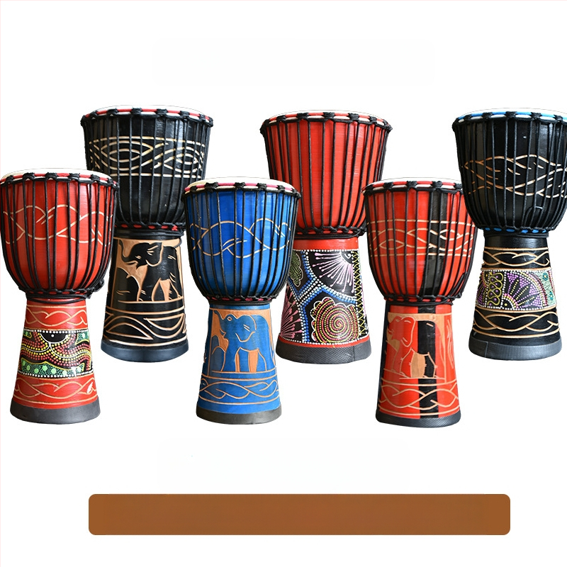 TMAX tobă de mână, lemn de cireș, model 0002132, ambalaj din carton.