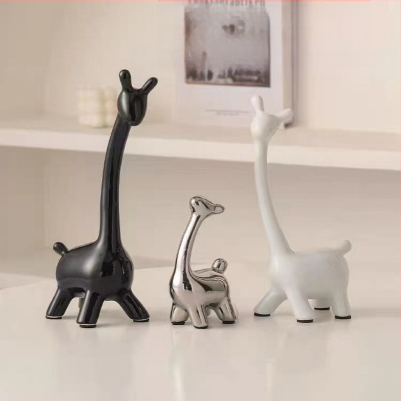 Κεραμική φιγούρα ελαφιού σε μοντέρνο μινιμαλιστικό στυλ, διακοσμητικό για σαλόνι, είσοδο και τηλεοπτικό έπιπλο