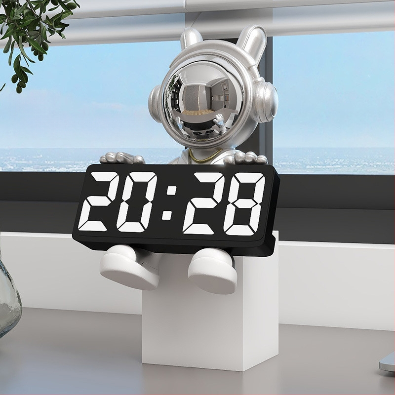 Αστροναύτης διακοσμητικό ρολόι με ψηφιακό ρολόι και θερμόμετρο — ρητίνη, απλός μοντέρνος στυλ, συναγερμός, μάρκα Donglei